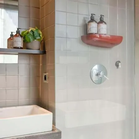 Spacious & Luminous Gem In Historic Building Ghent